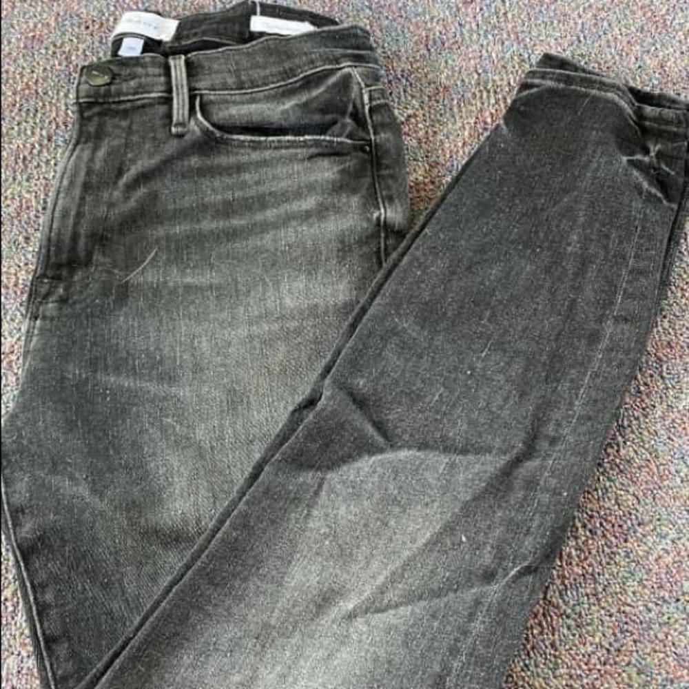 FRAME jeans